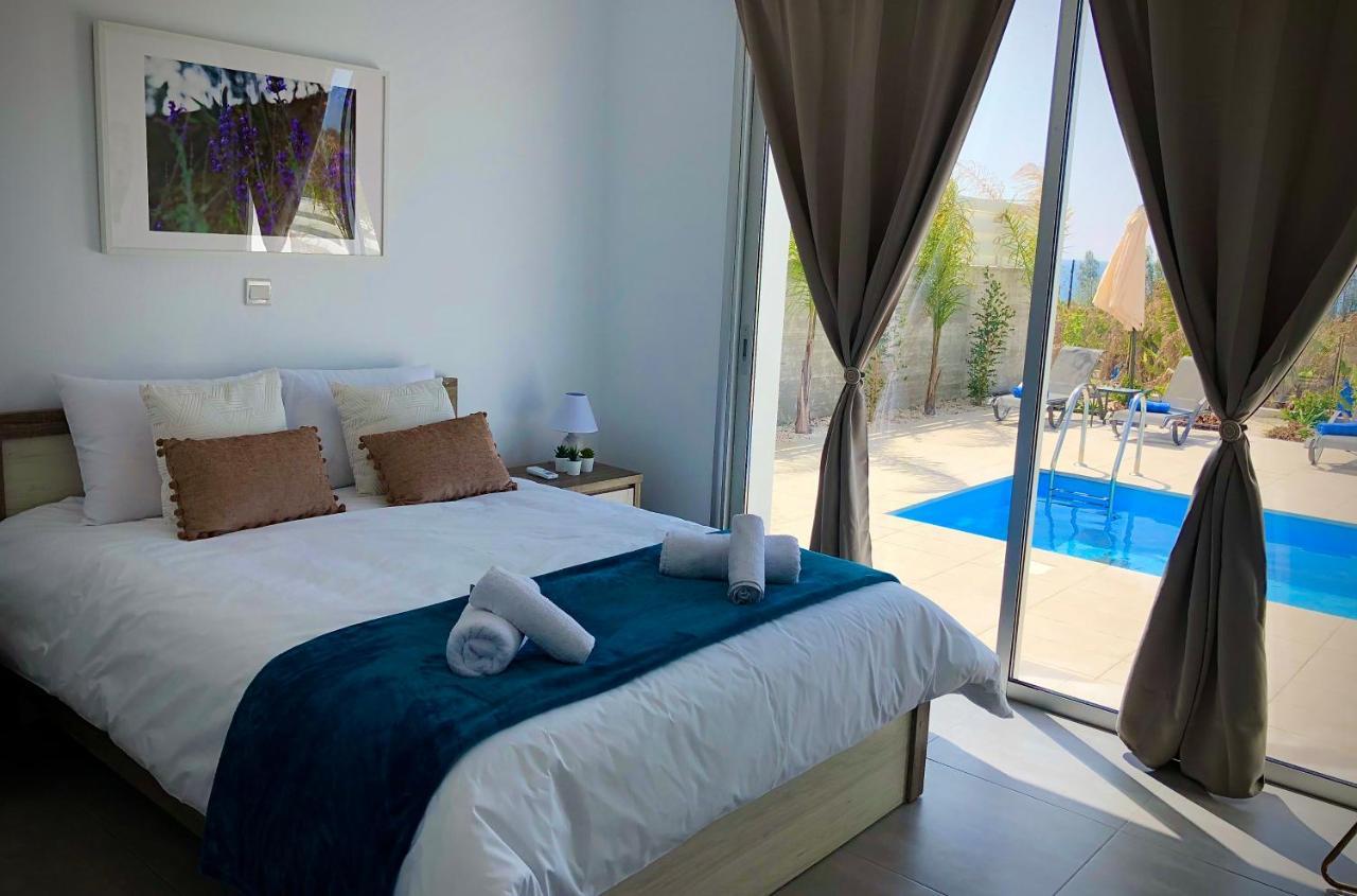 Sophia'S Seaview Luxury Villas Paphos Exterior photo