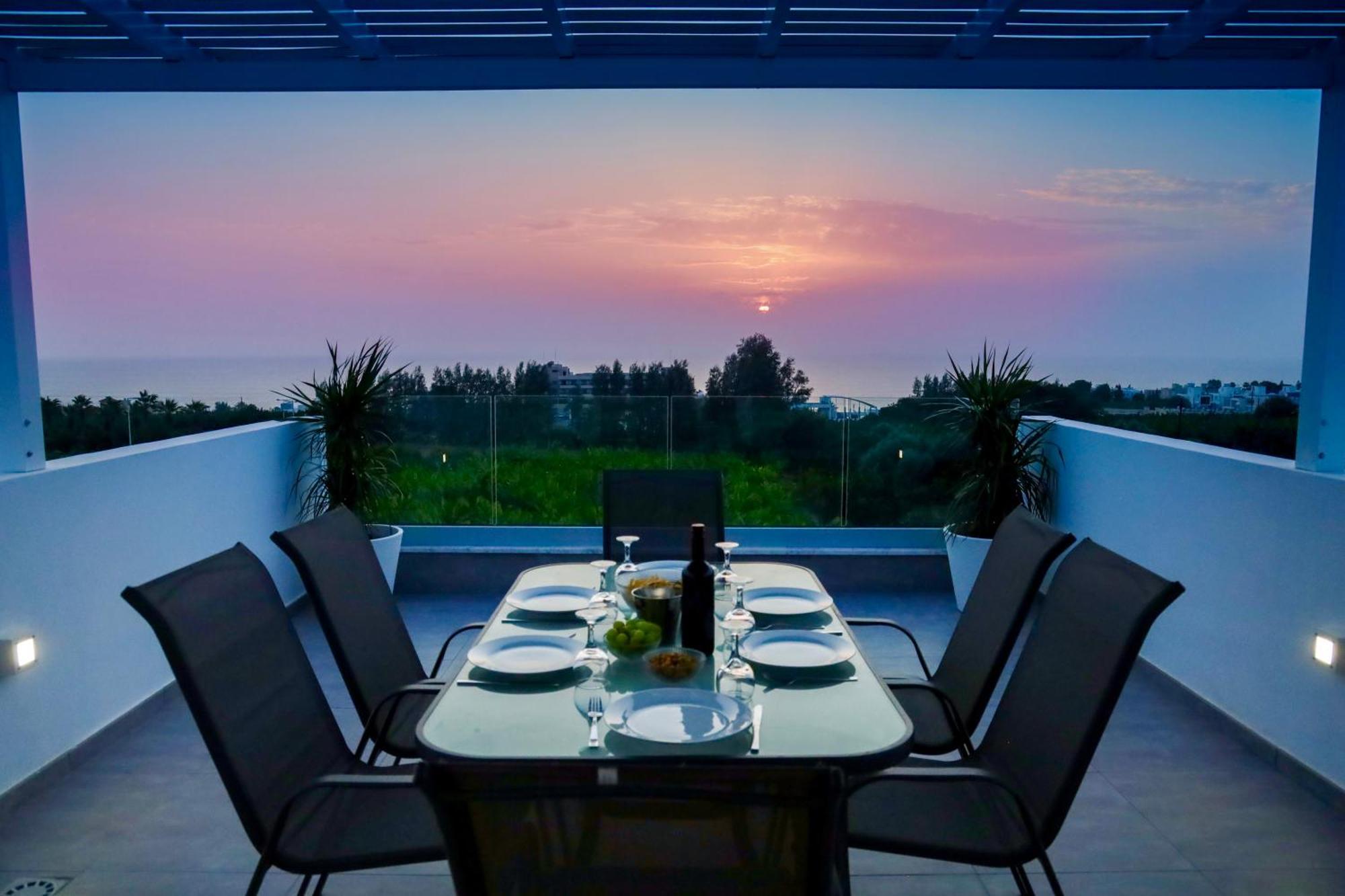 Sophia'S Seaview Luxury Villas Paphos Room photo